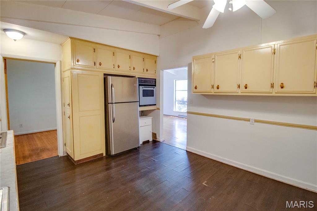 Canterbury Manor - Residential