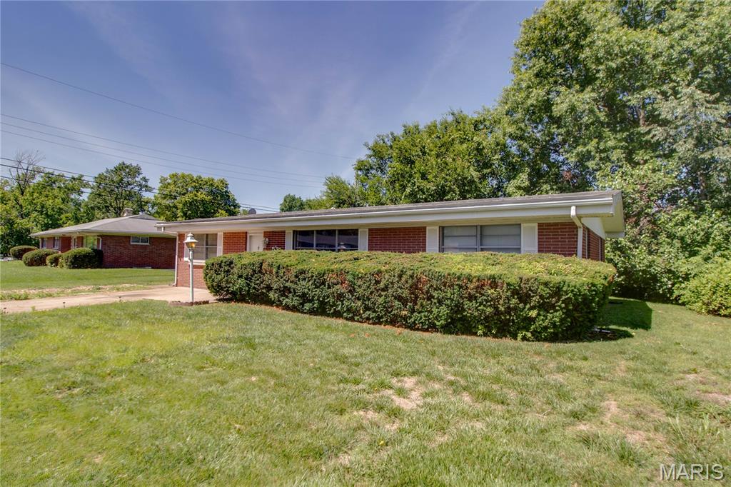 Canterbury Manor - Residential
