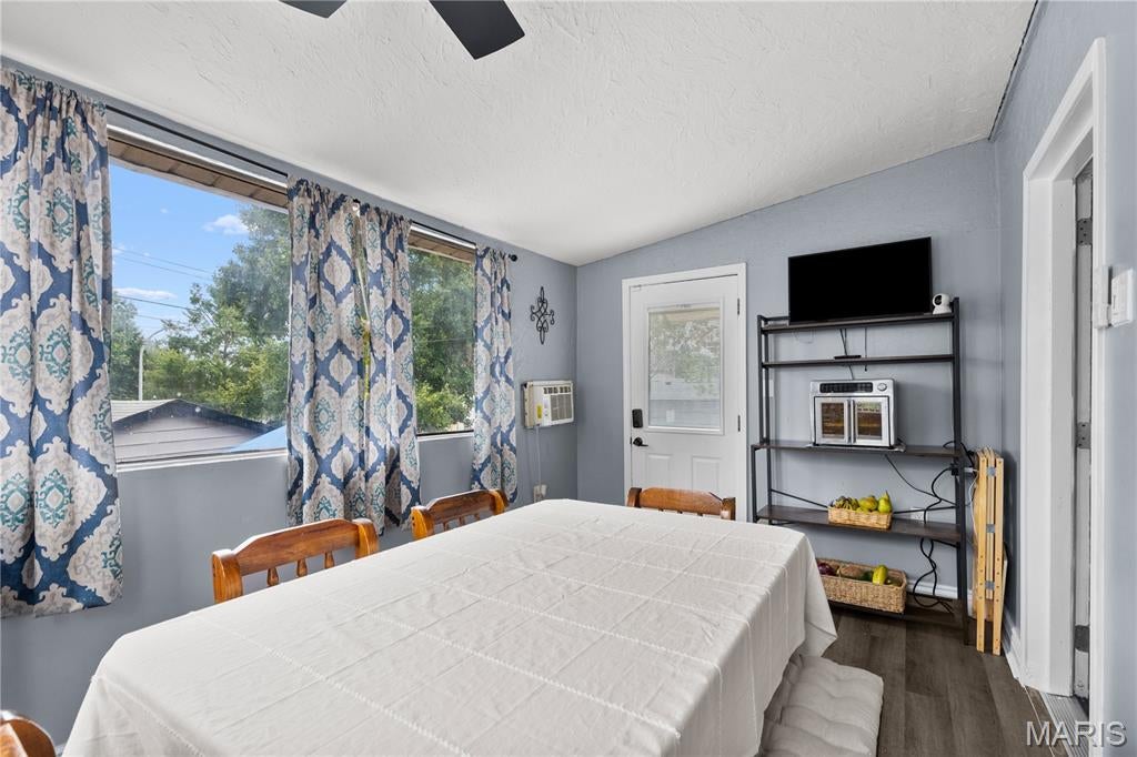 Holly Hills - Residential