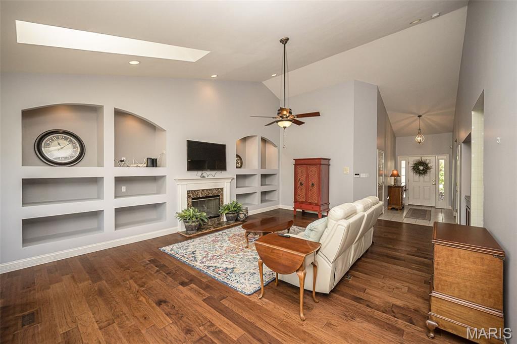 Kingsridge Estates One - Residential