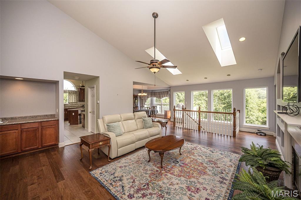 Kingsridge Estates One - Residential