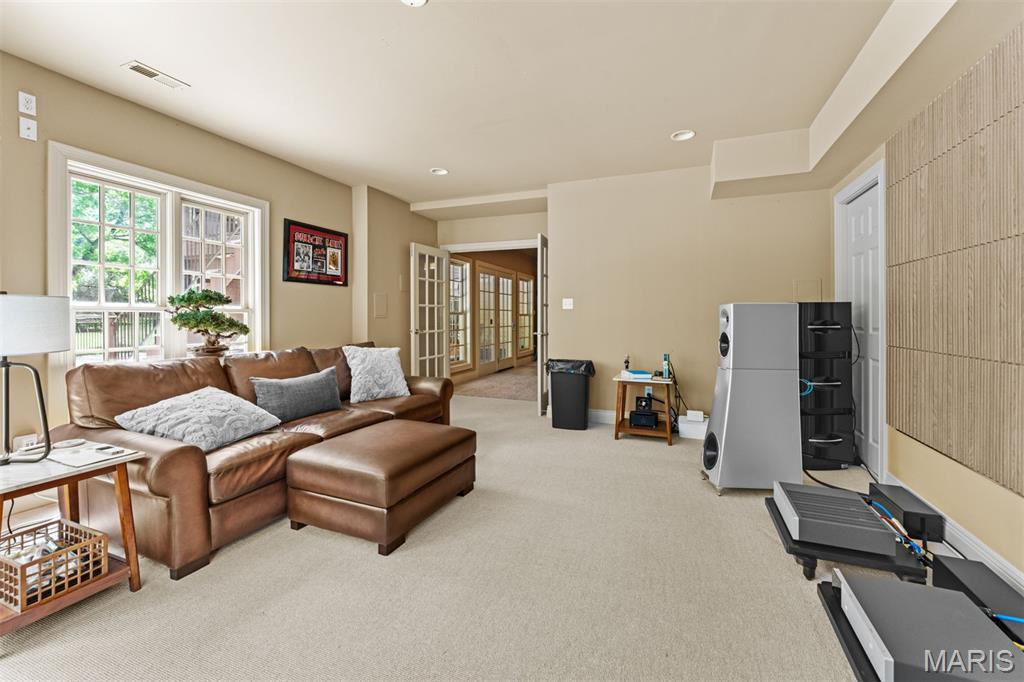 Wills Trace - Residential