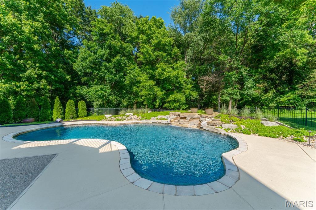 Wills Trace - Residential
