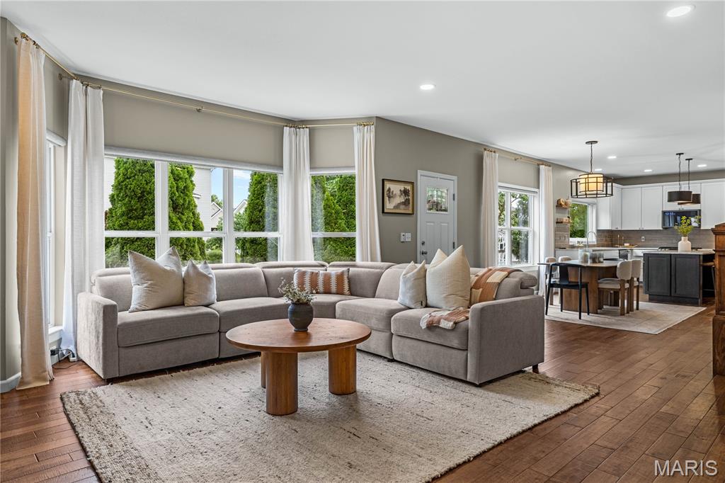 Chestnut Hills Village - Residential