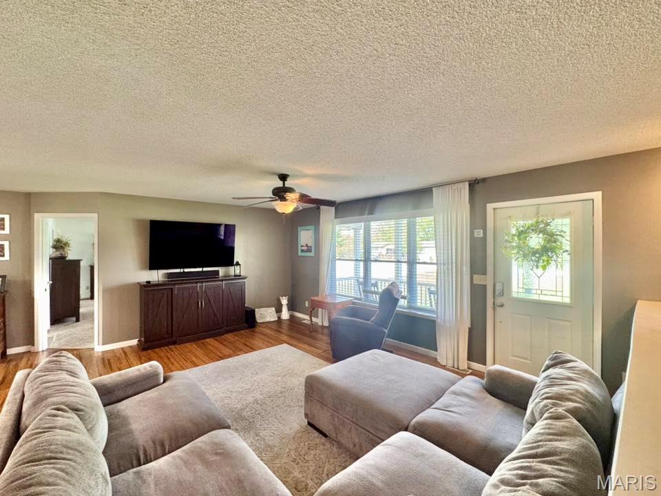 Villa de Woods - Residential