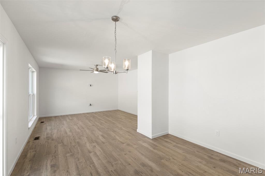 Bella Terra 83 - Residential