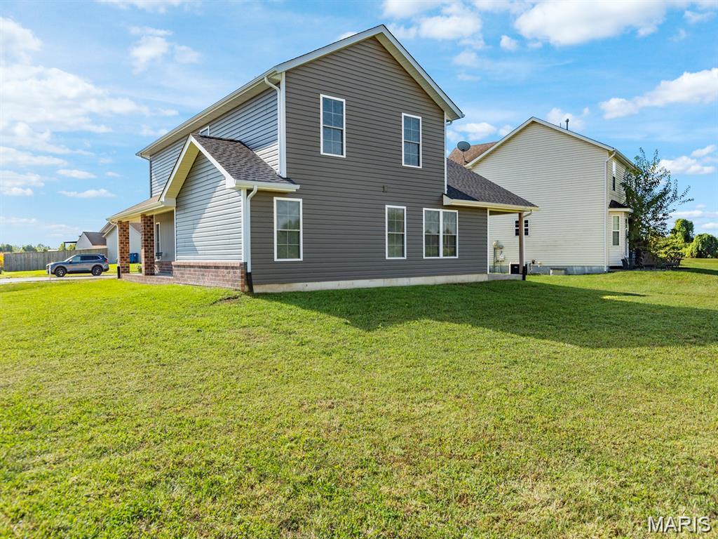 PRAIRIE TRAILS ESTATES - Residential Lease