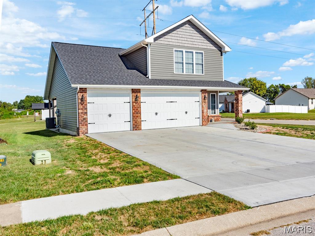 PRAIRIE TRAILS ESTATES - Residential Lease