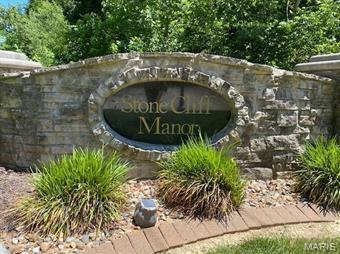 Stone Cliff Manor - Land
