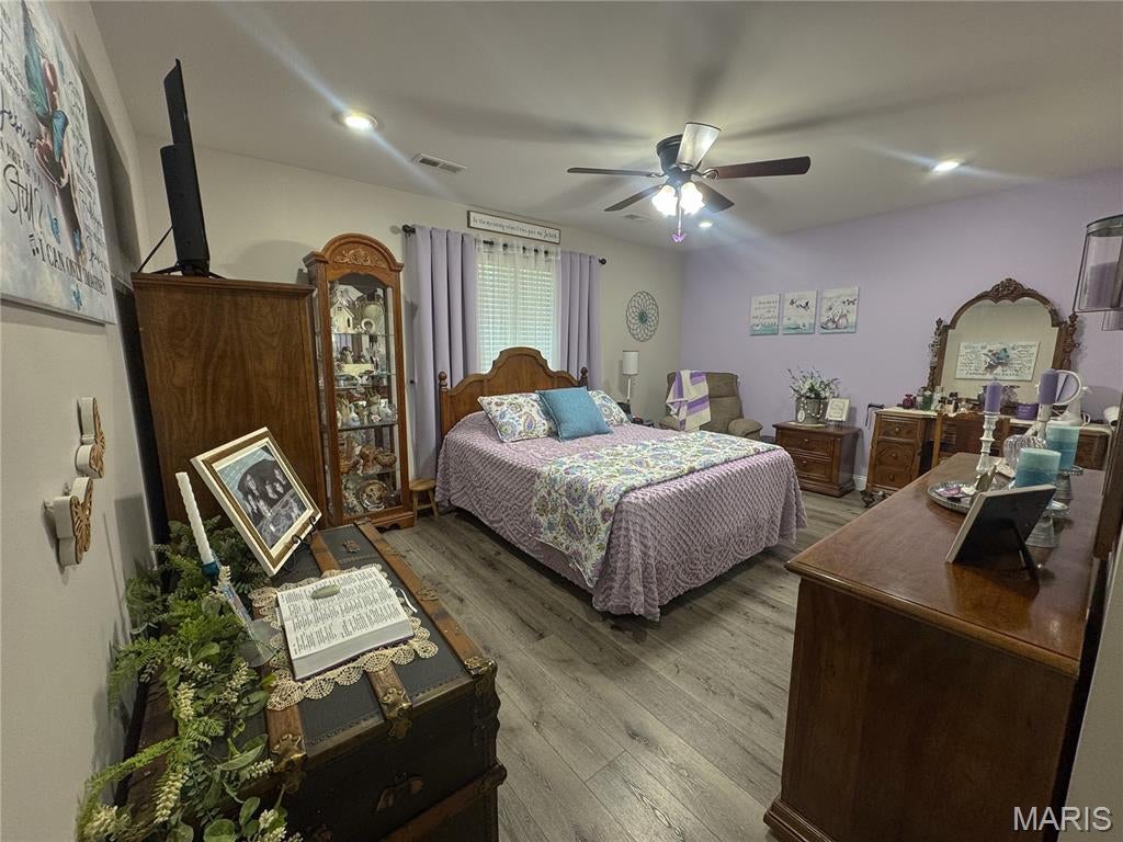 Villas/Butterfield Gardens Amd Place - Residential
