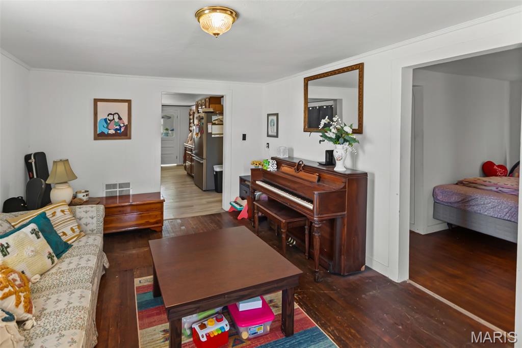 Burkes Add 02 - Residential