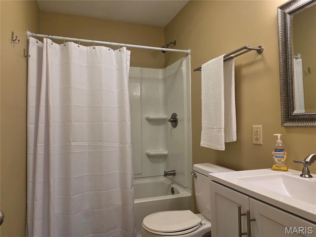Collins 1st Addn - Residential
