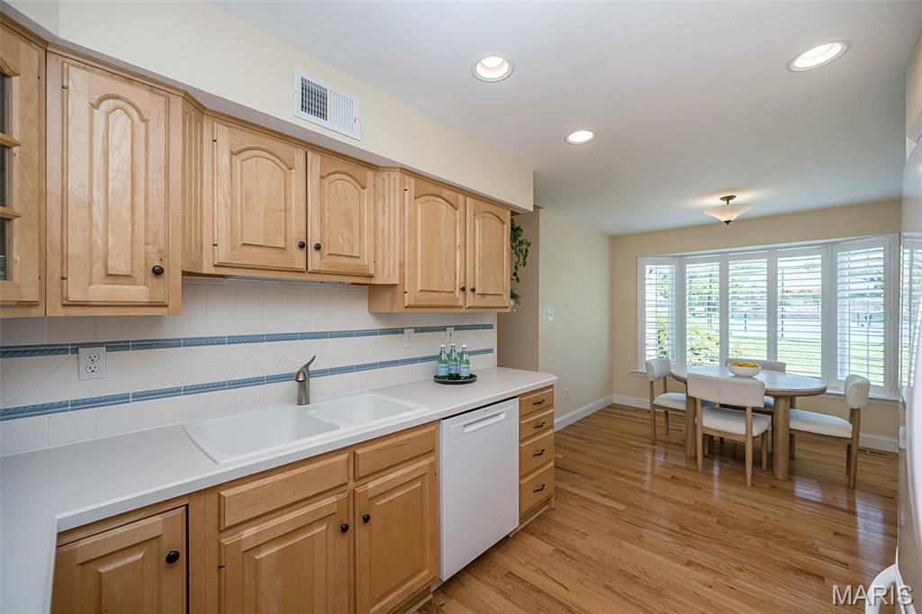 Greens Of Broadmoor Condo 11 - Residential