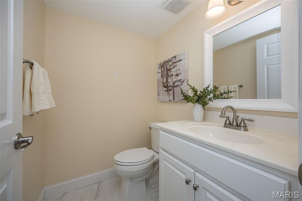 Greens Of Broadmoor Condo 11 - Residential