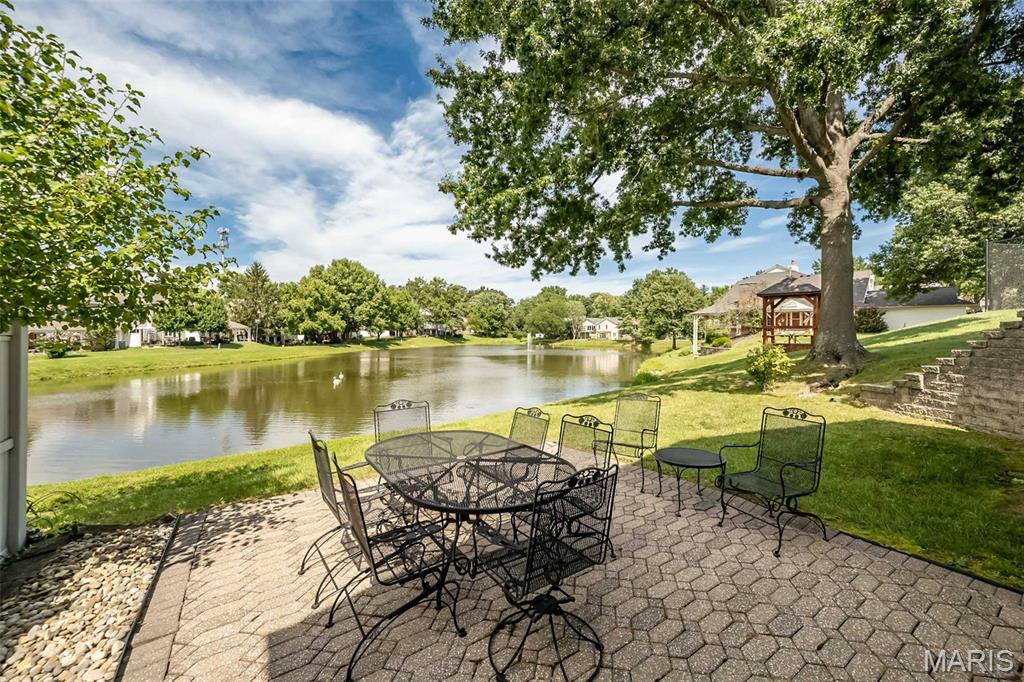 Greens Of Broadmoor Condo 11 - Residential