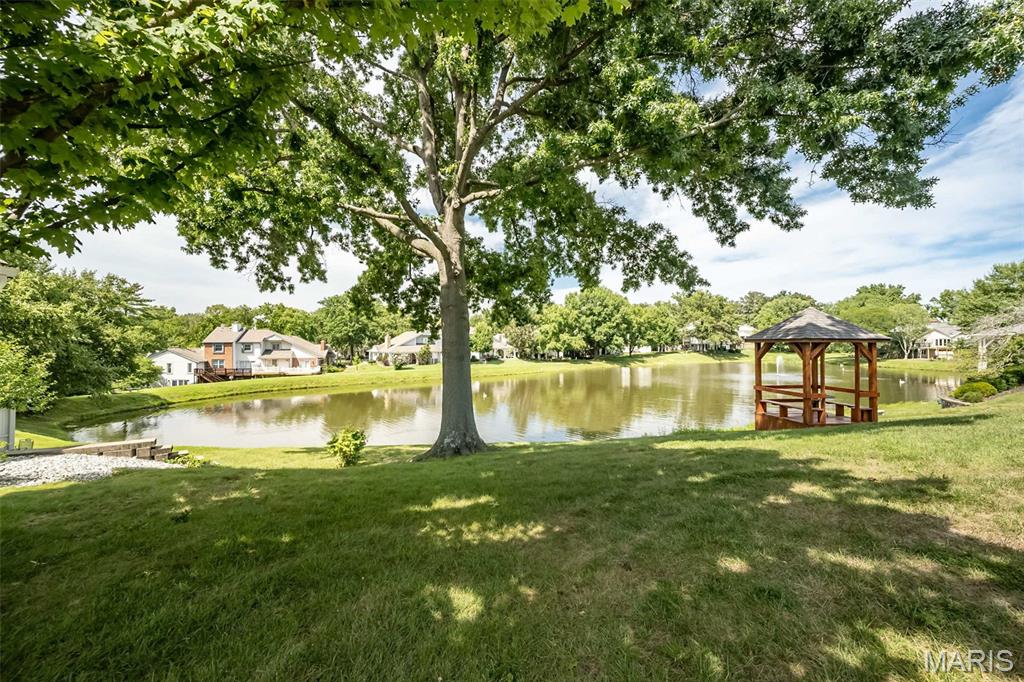 Greens Of Broadmoor Condo 11 - Residential