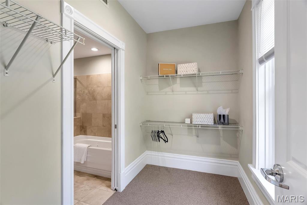 Forest Park Condo - Residential
