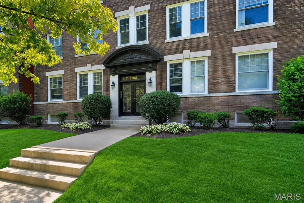 Forest Park Condo - Residential