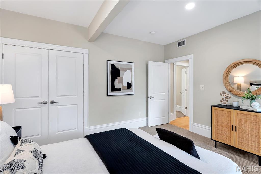 Forest Park Condo - Residential