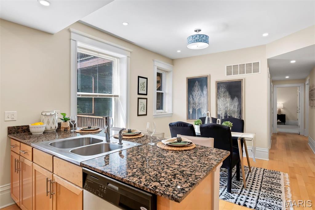 Forest Park Condo - Residential