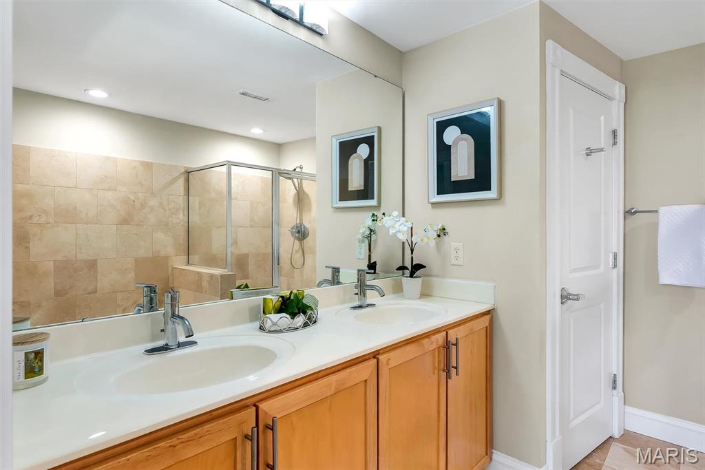Forest Park Condo - Residential