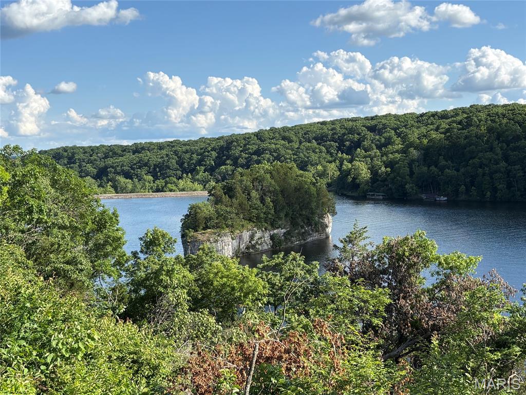 Pinnacle Lake Estates - Residential