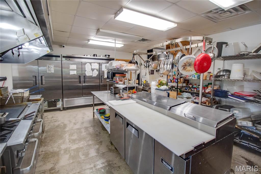 Albro Palmer Etal Sub - Commercial Sale
