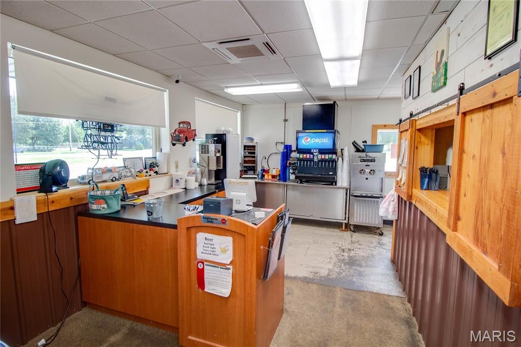 Albro Palmer Etal Sub - Commercial Sale