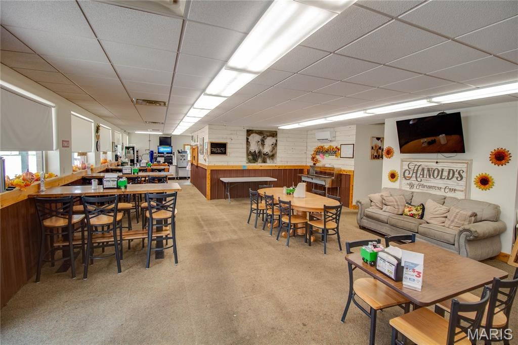 Albro Palmer Etal Sub - Commercial Sale