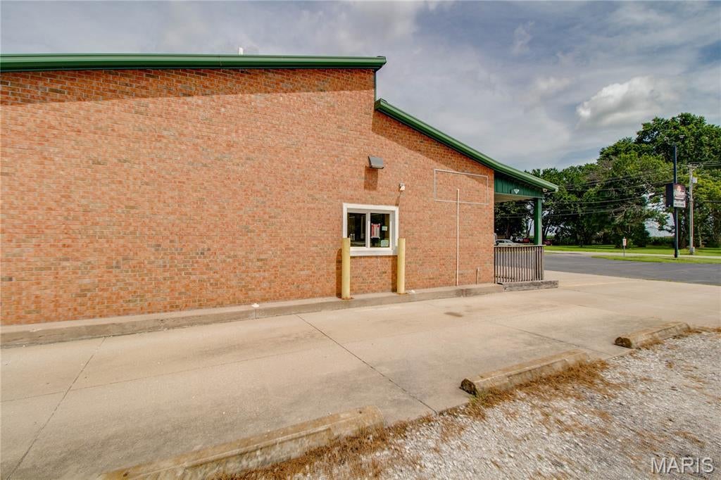 Albro Palmer Etal Sub - Commercial Sale