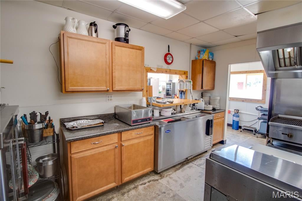 Albro Palmer Etal Sub - Commercial Sale