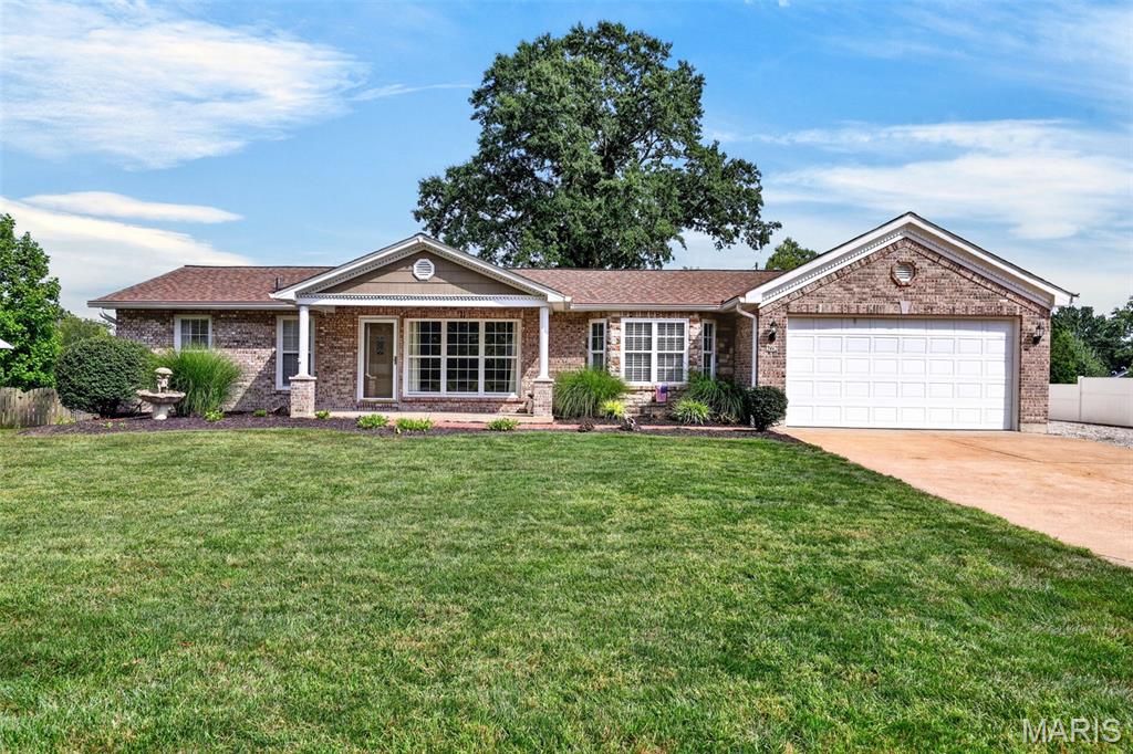 Welcome to 262 W. Skyline Drive in Ballwin.
This 3-bedroom, 1-bath home sits on a large, flat, fully fenced yard with extra parking available along the side of the home. The finished basement adds flexible living space, and the oversized garage is ideal for the hobbyist or storing all the toys—complete with a large air compressor and ventless heater.
The kitchen features hard-surface counters and newer appliances. The bathroom includes both a jetted tub and a walk-in shower. Two gas fireplaces add warmth throughout the home.
Enjoy the outdoors on the covered deck and custom back patio with two great custom fire pits. Yard equipment stores neatly in the detached outdoor shed.
Located in the Rockwood School District.
A well-equipped Ballwin ranch with space, updates, outdoor living, and convenient extra parking.