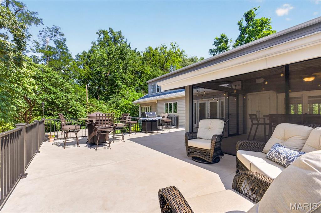 Ladue Rd/Creve Coeur - Residential