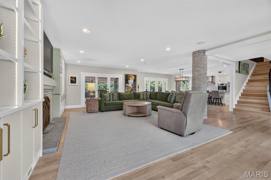 Ladue Rd/Creve Coeur - Residential