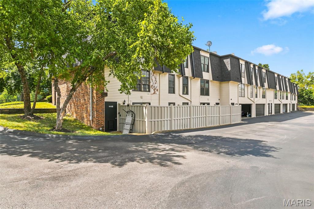 Appletree - Residential