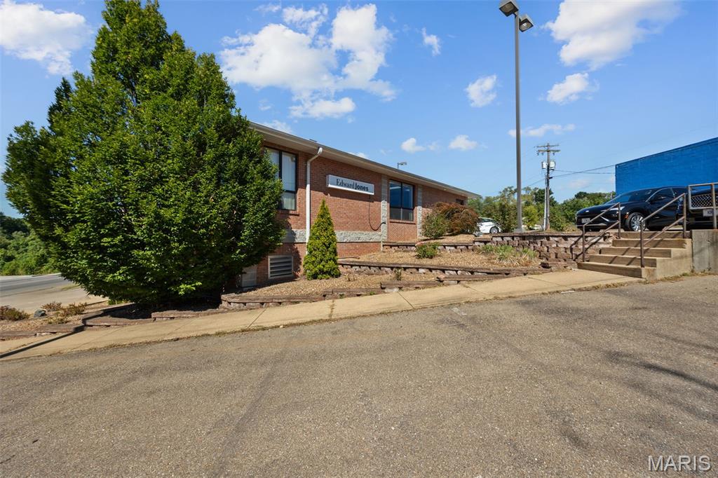 Dunklins Add - Commercial Sale