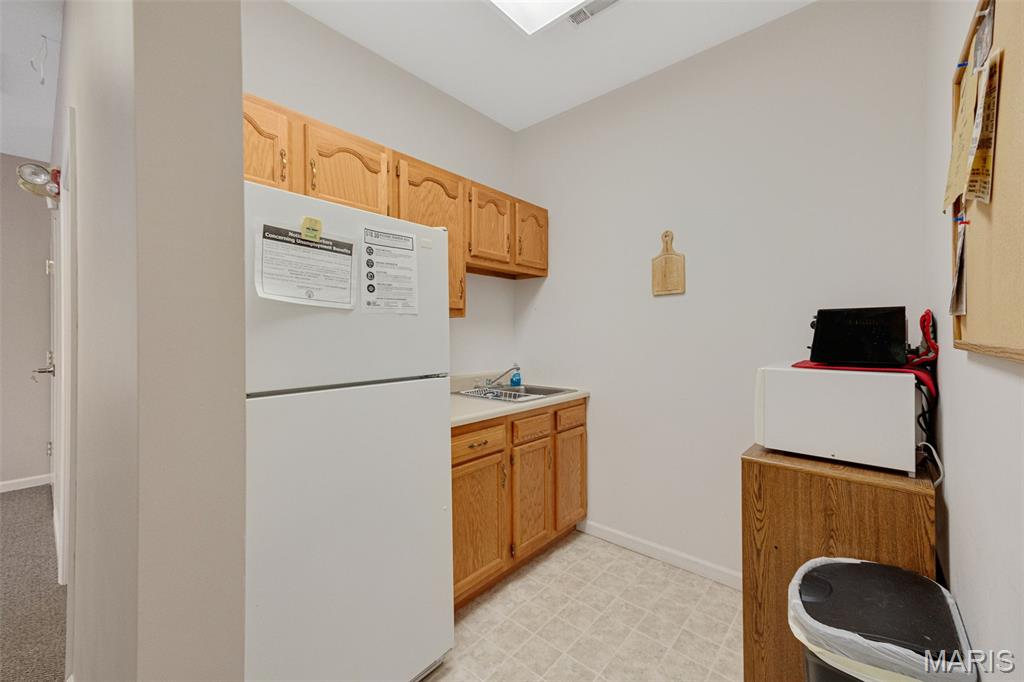 Dunklins Add - Commercial Sale