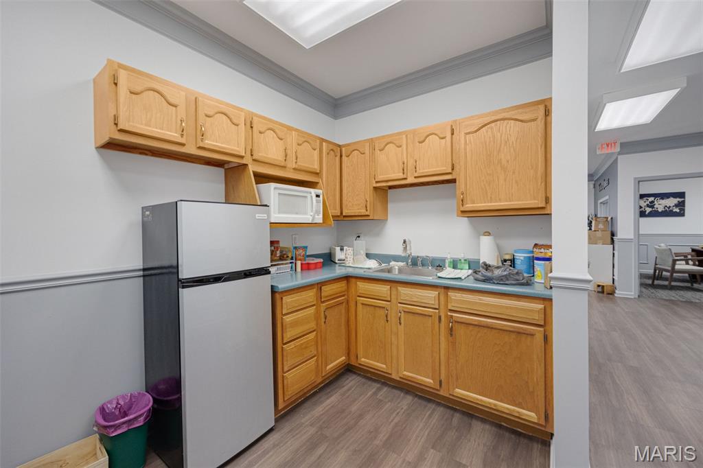 Dunklins Add - Commercial Sale