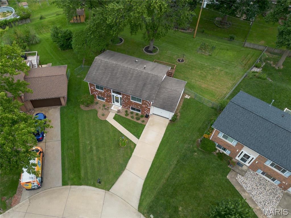 Creve Coeur Meadows - Residential