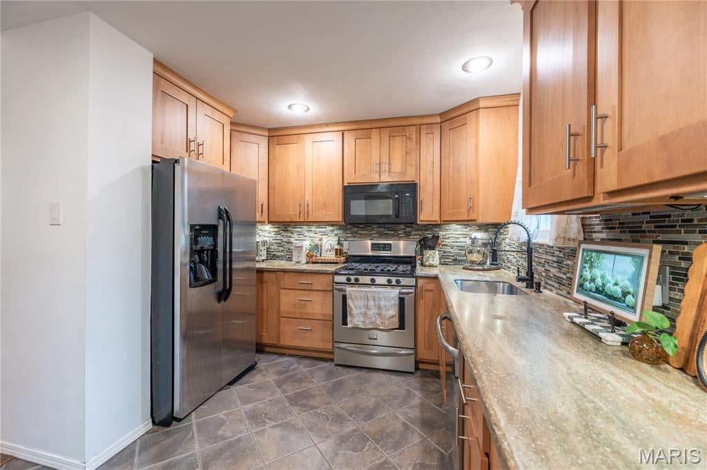 Creve Coeur Meadows - Residential
