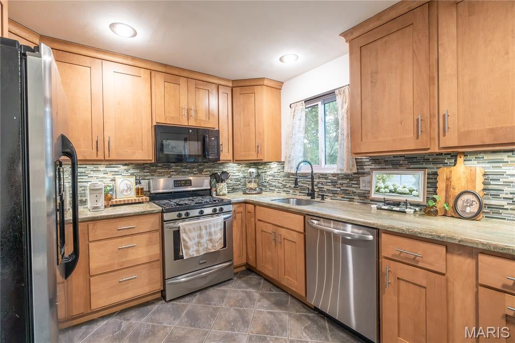 Creve Coeur Meadows - Residential