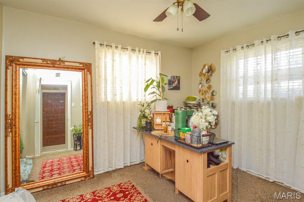 Colonial Woods Condo - Residential