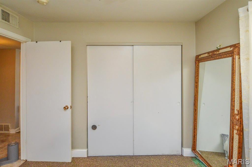 Colonial Woods Condo - Residential