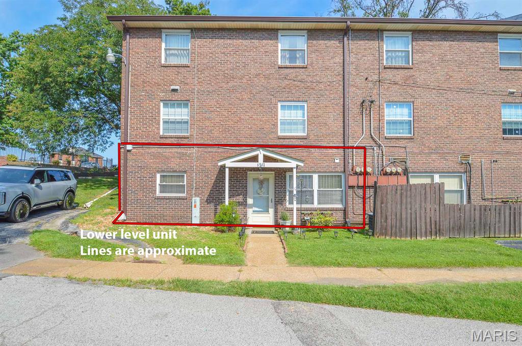 Price listed is Starting Bid Only. Bidding starts closing 9/16/2026 @ 5 p.m. Income-producing real estate investment opportunity in St. Louis, MO! Expand your investment portfolio with this tenant-occupied 3-bedroom, 2-bath ground-level condominium located in the desirable Colonial Woods Condominiums. This well-maintained unit features a spacious living room and a full eat-in kitchen with plenty of room for everyday dining. Two generously sized bedrooms share a full bathroom, while the primary suite offers a large walk-in closet and a private full bath for added comfort and convenience. The unit also includes a washer and dryer. The tenant currently pays $1,300.00/month rental fees and is on a month-to-month lease. The tenant also pays their own electric and gas utilities and the $819.00 monthly HOA fee which includes water, sewer and trash.. Community amenities include exterior grounds maintenance and access to the community swimming pool. Ideally situated near Interstate 55, schools, shopping, dining, and other local conveniences, this property presents an excellent opportunity for investors seeking immediate rental income and long-term investment potential.Property will sell under auction terms and be sold AS- IS, WHERE-IS. Seller, will not make any repairs as a result of any building, occupancy, or environmental inspections. Buyer will be required to sign an Auction Purchase & Sale Agreement if final bid is accepted by Sellers. Showings available on open house date only. Any showings after open house are by appointment only.