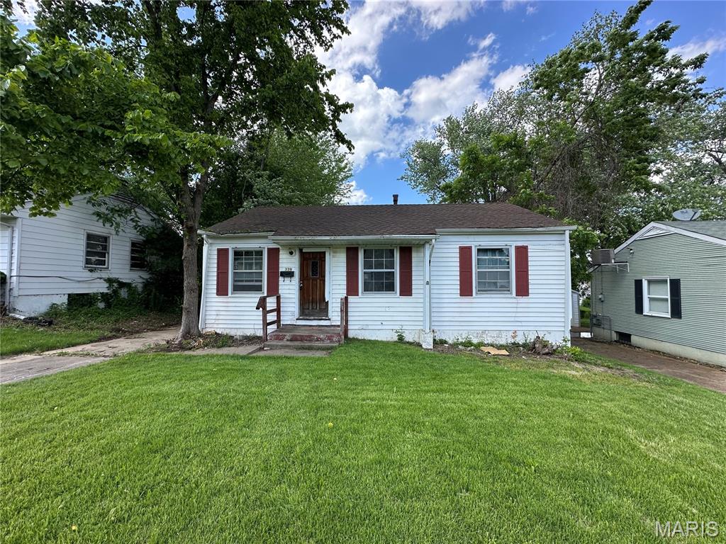 Welcome to your next investment property. This property has been gutted and ready to finish. With some TLC this could be rent-ready in no time! This 3 beds 1 bath home features 844 main level sqft. Property is being sold as is.
