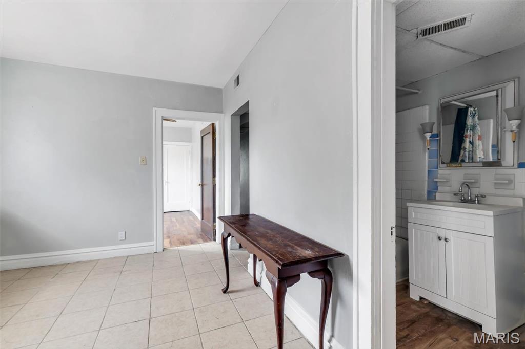 Northampton - Commercial Sale