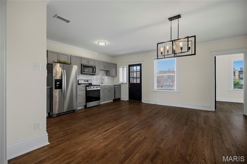 6300 Northwood Condo - Residential