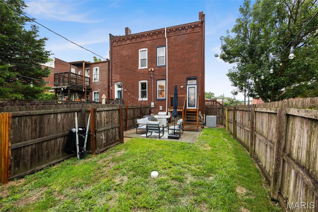 Missouri Corner - Residential