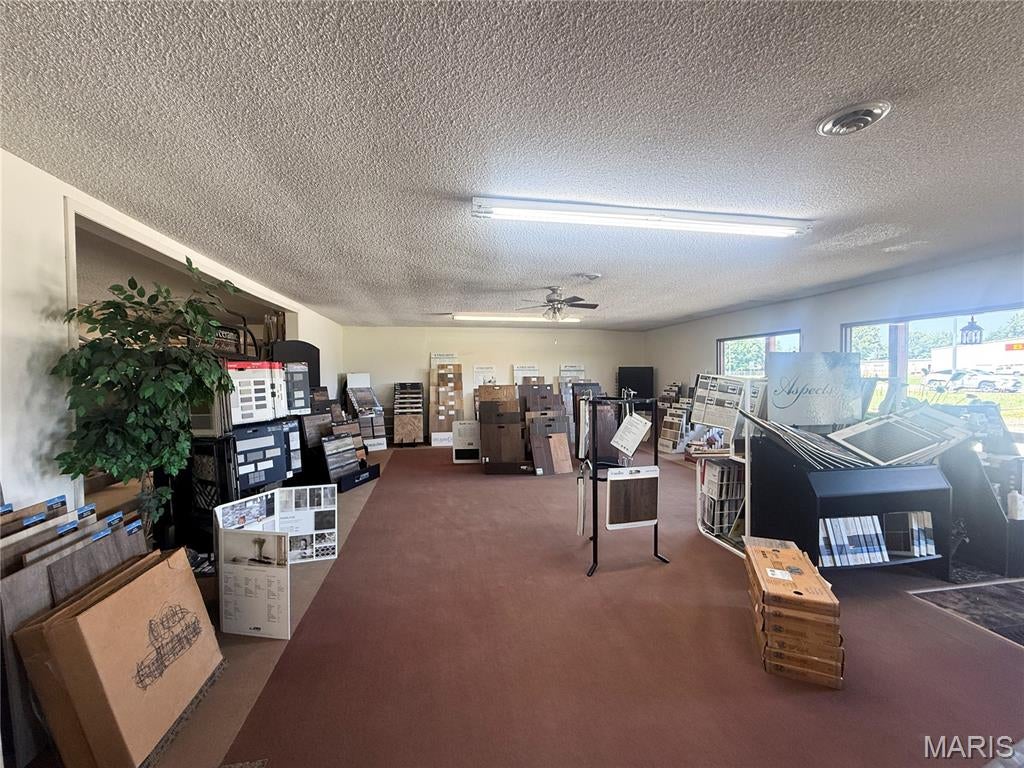 NA - Commercial Sale