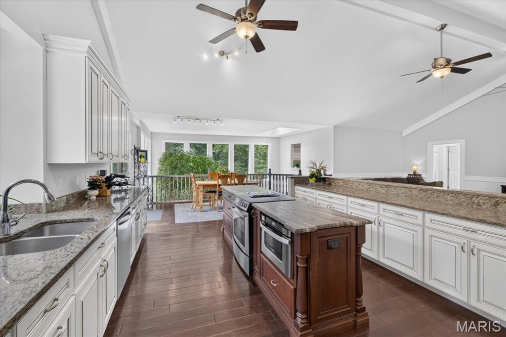 Whitmoor Country Club - Residential